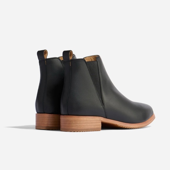 Nisolo Eva Everyday Chelsea Boot - Picture 3 of 8